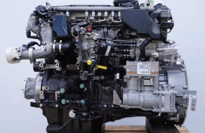 Engine Mercedes OM936 - Engine Mercedes OM936