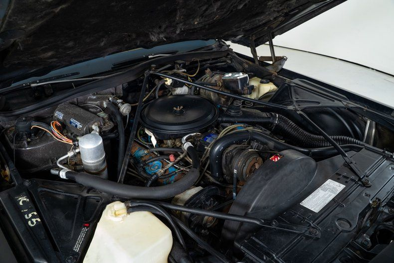 Engine Cadillac GM V 8 425 - Engine Cadillac GM V-8 425