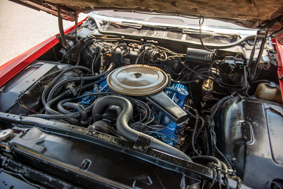 Engine Cadillac GM V 8 472 - Engine Cadillac GM V-8 472